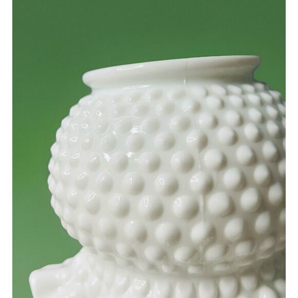 Vintage Fenton 6” Tall White Milk Glass Ruffled Edge Hobnail Bouquet Vase Bowl - Picture 9 of 10